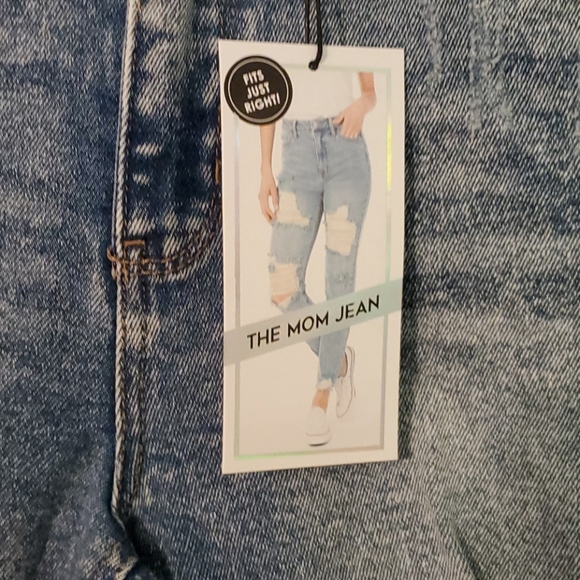 TINSELTOWN HI-RISE JEANS 👖 - Picture 5 of 13